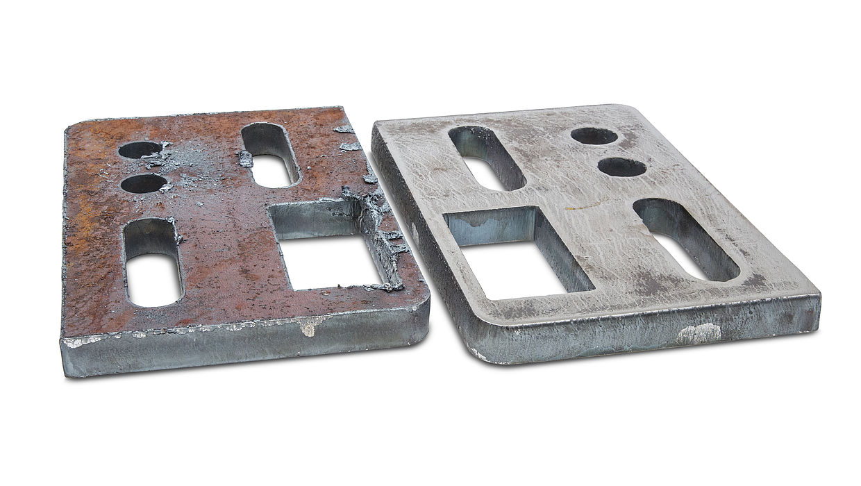 Thick flame cut parts before and after deburring with the ARKU EdgeBreaker® 4000