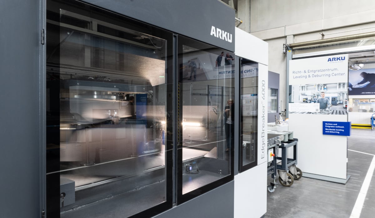 Entgratmaschine EdgeBreaker® 6000