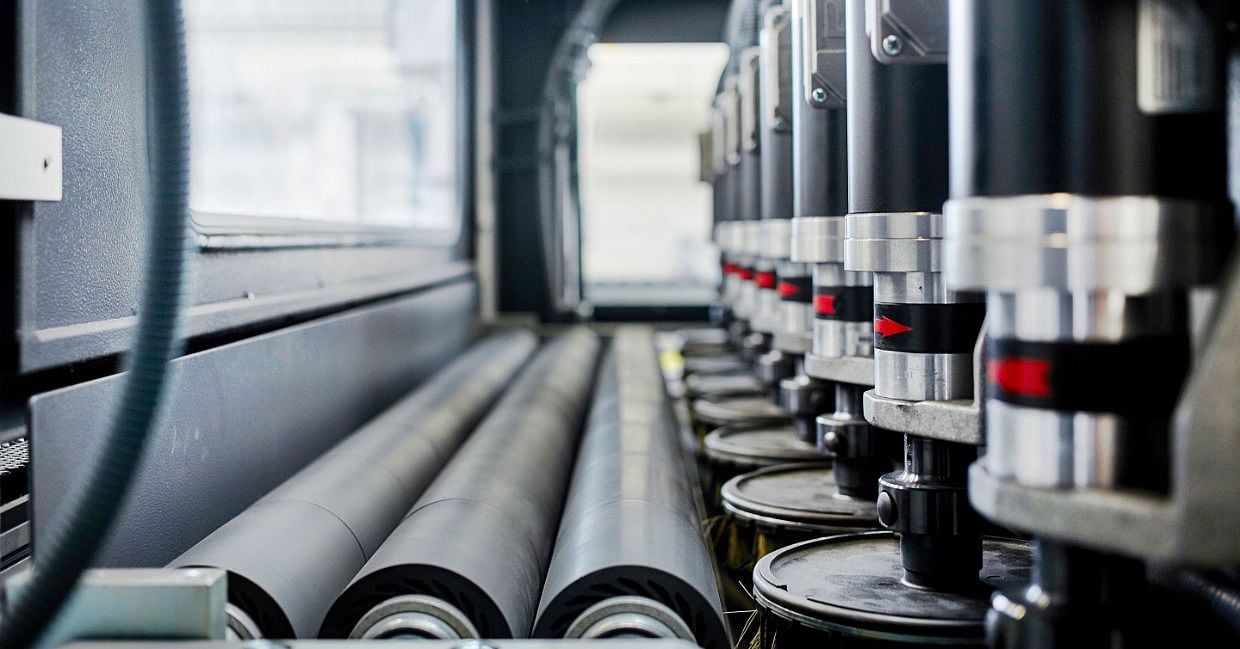 Best practice for removing oxide from the cutting edge