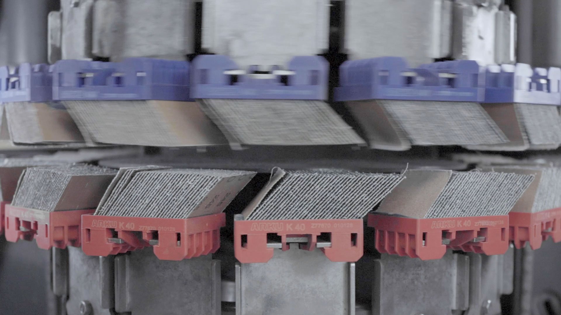 ARKU EdgeBreaker®: Deburring with grinding blocks