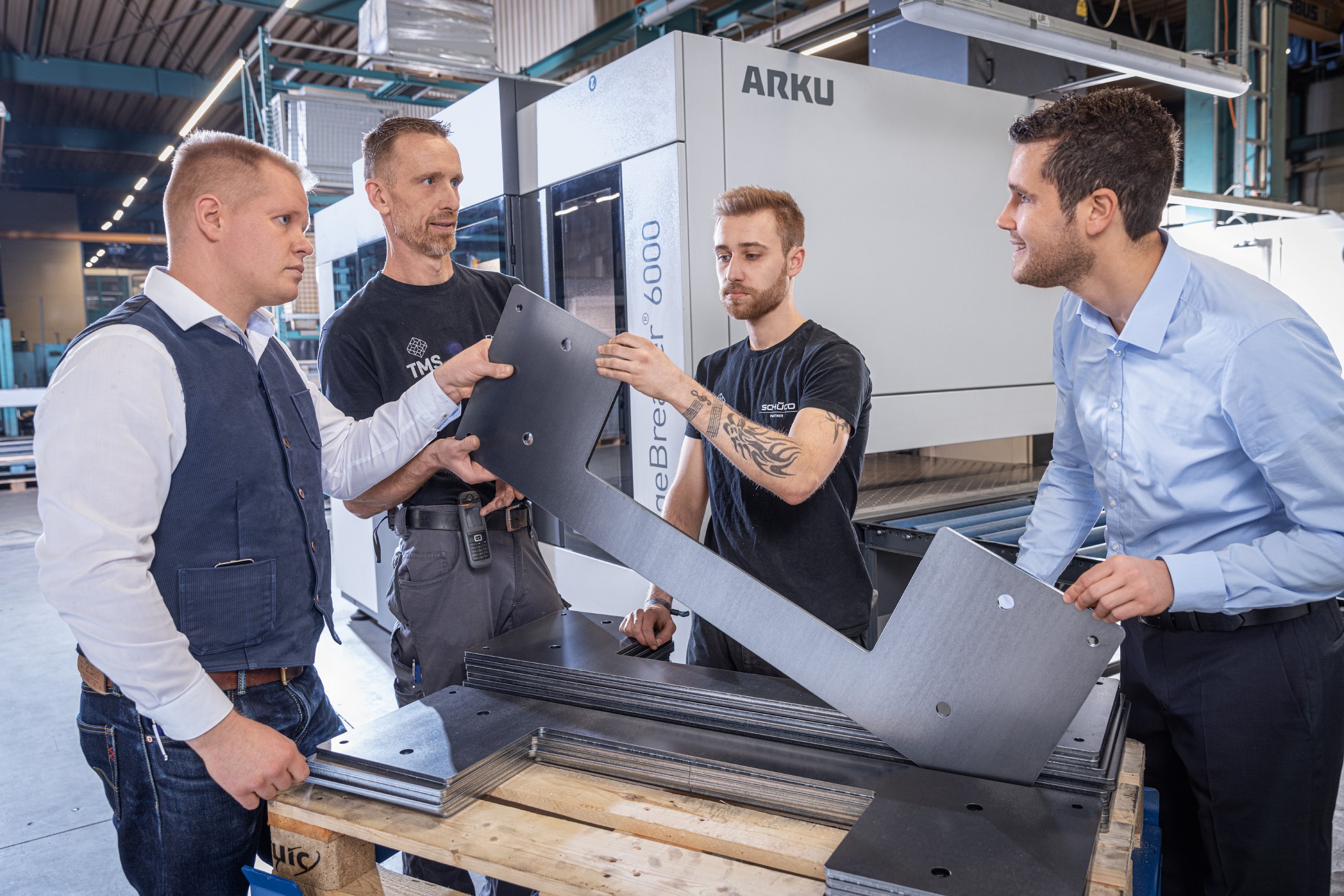 Dzięki EdgeBreaker® 6000 firma TMS  mogła przekonać większą ilość klientów odnośnie gratowania i zaokrąglania krawędzi