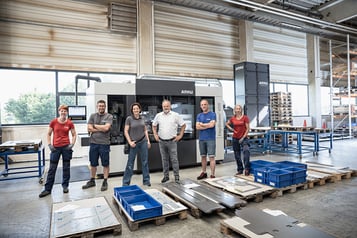 ARKU Entgratmaschine bei Schatzdorfer