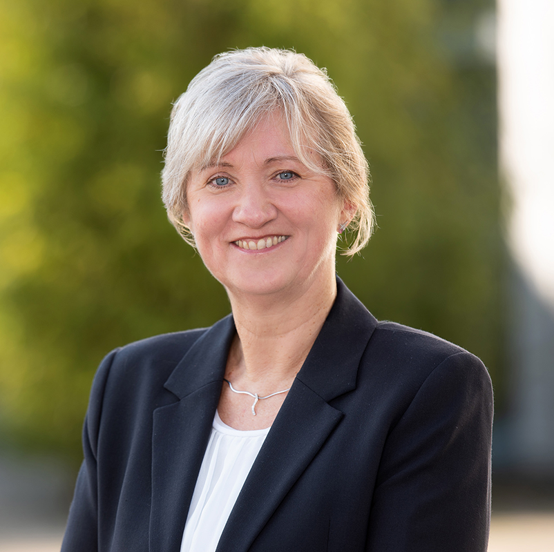 Alexandra Schuldt_800 x 800