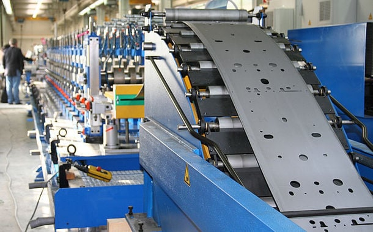 These processes benefit from leveling and deburring
